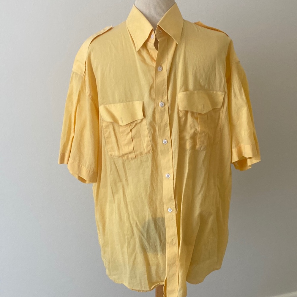Button Down Short Sleeve Light Cotton Sunshine Yellow Shirt Size XL
